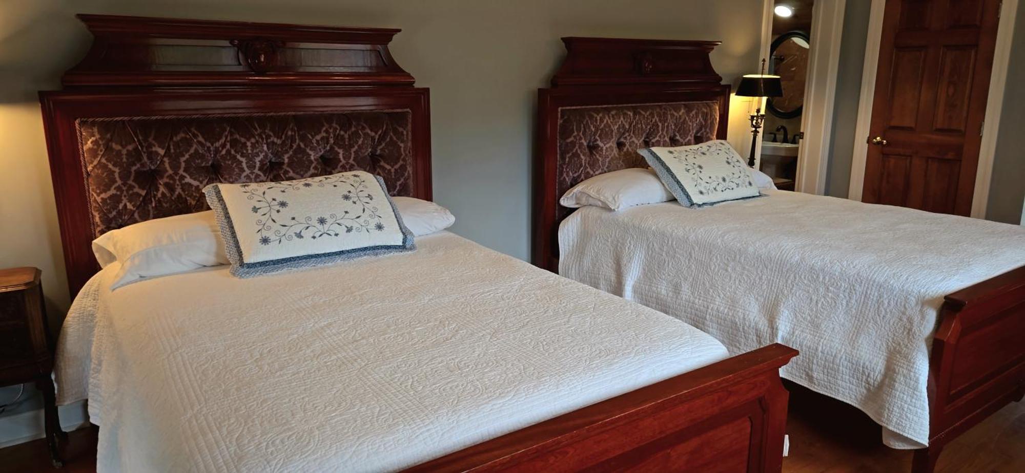 Hotel West Park Gardens Culpeper Habitación foto